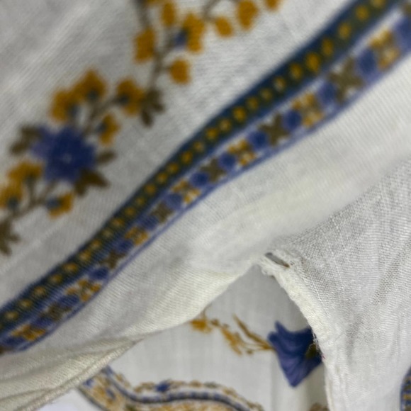 American Eagle Outfitters Poncho Cardigan Fringe Light Weight Floral One Size - Picture 9 of 9